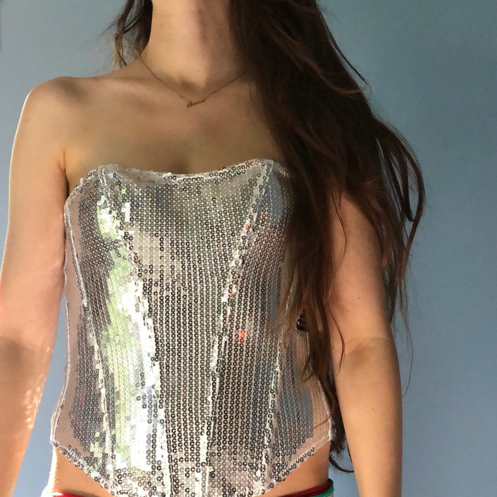 SOLD ON 🖤❤️ NWT Silver Sequin Bustier Corset - Picture 6 of 11
